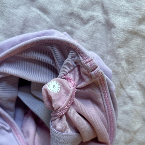 Pink lulu tank built in bra size 6 - Picture 2 of 3